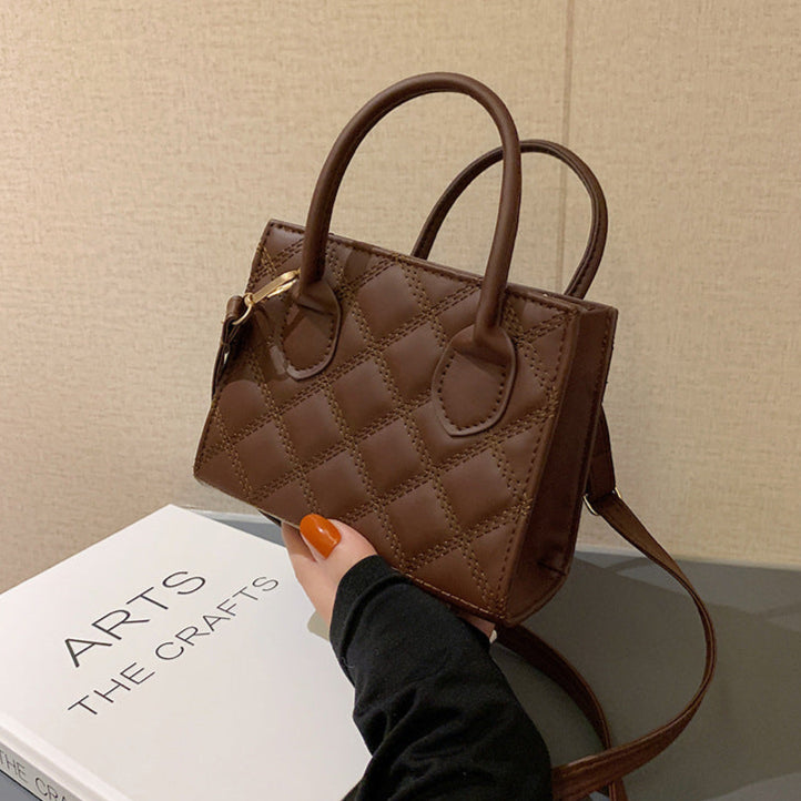 Sac à main chic en cuir texturé à double anses et bandoulière amovible