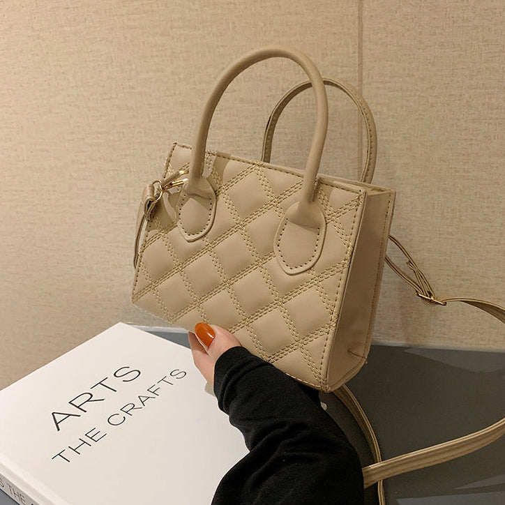 Sac à main chic en cuir texturé à double anses et bandoulière amovible