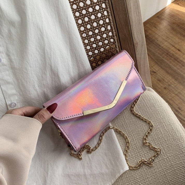 Pochette brillante en cuir lisse