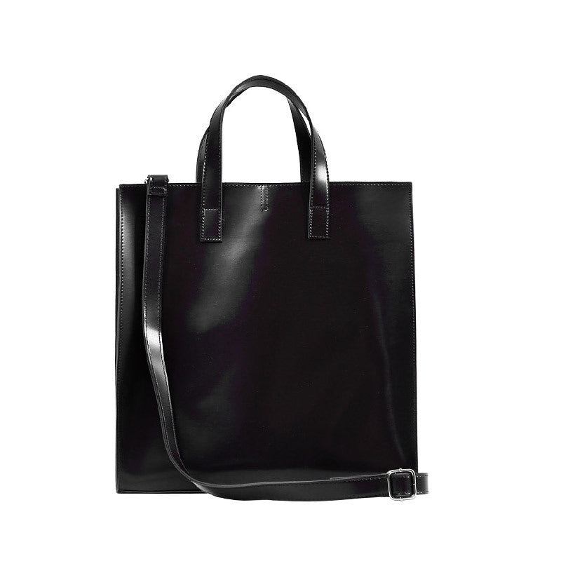Grand sac à bandoulière en cuir lisse
