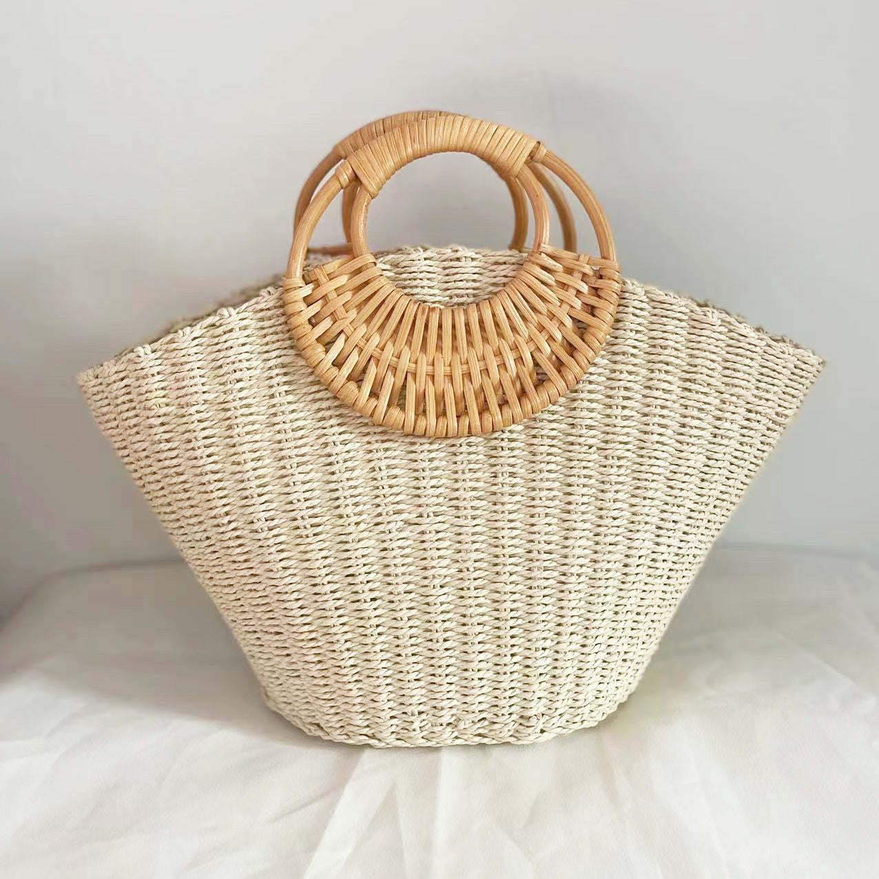 Grand sac à main en fibre naturelle