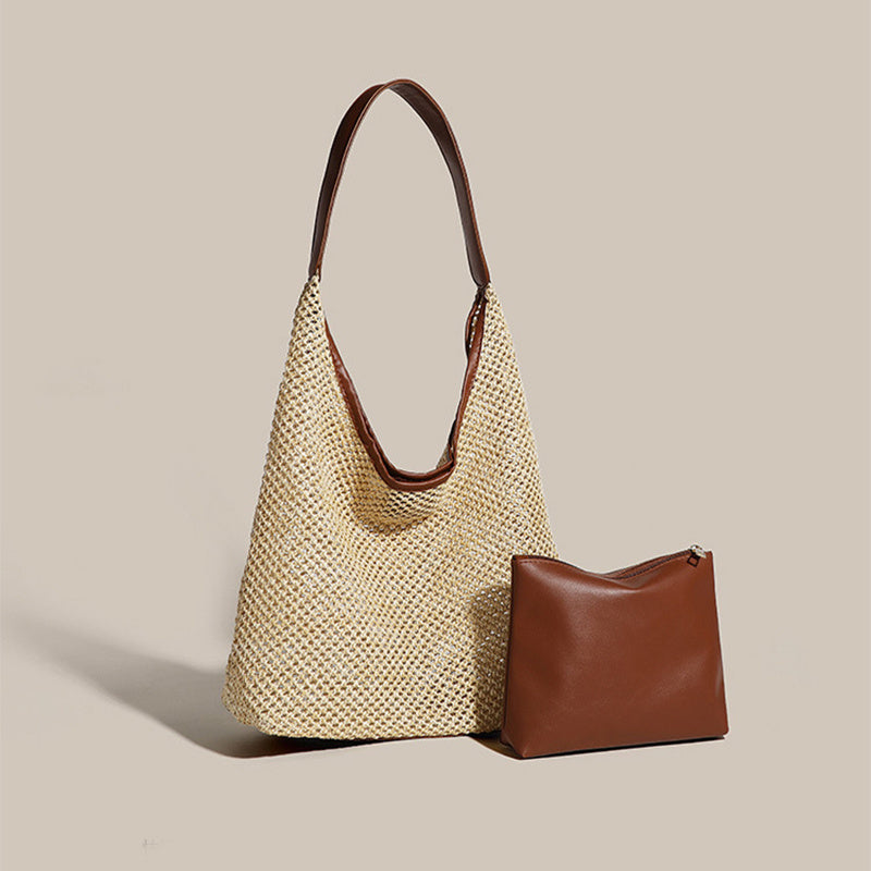 Ensemble sac d'épaule en fibre naturelle et pochette en cuir