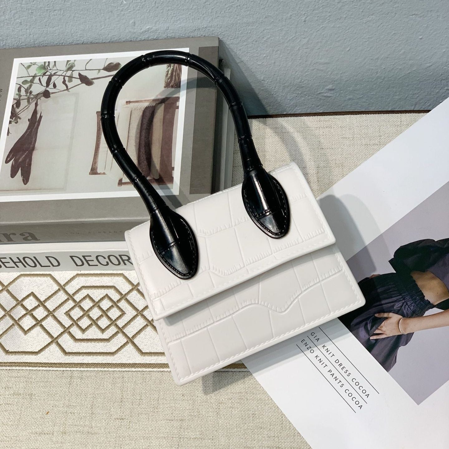 Petit sac à main en cuir texturé