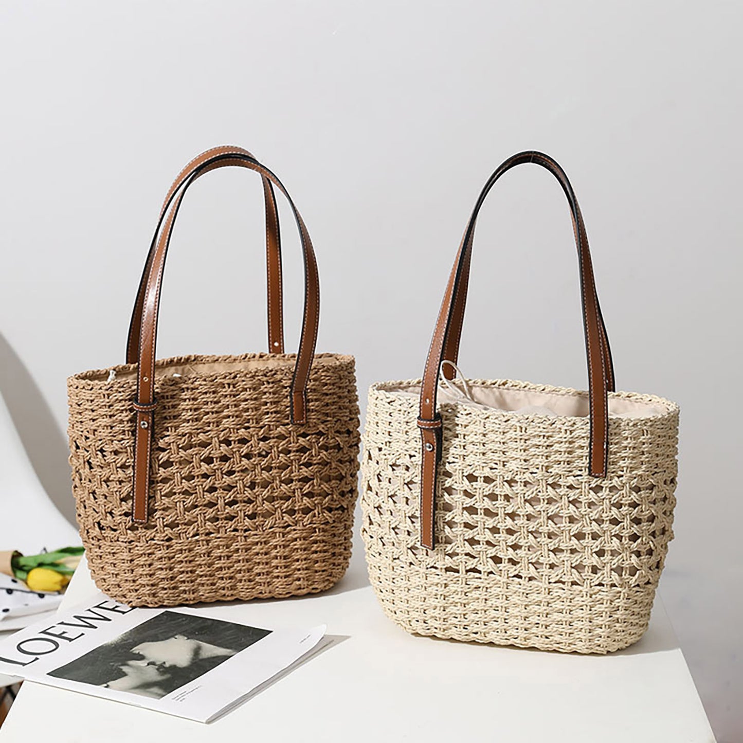 Sac d'épaule en fibre naturelle ajouré à double anses en cuir